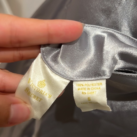 Vintage Victoria secret night gown late 70s early 80s - Picture 6 of 6